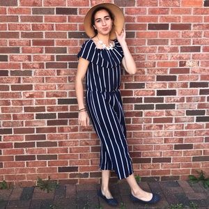 🎉🛍HOST PICK 🎉🛍 Cropped Jumpsuit